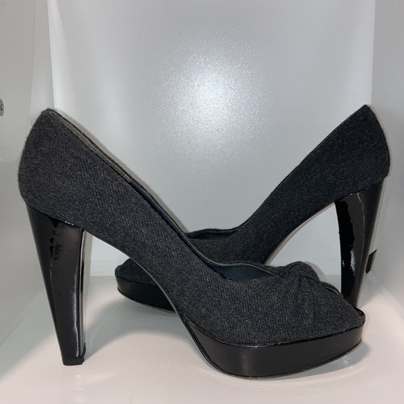 Stuart Weitzman Black Grey Tweed Peep Toe Stiletto Pumps Heels SIZE 7 Platform - Picture 6 of 10
